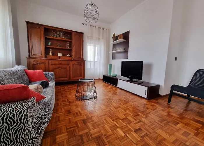 Modern & Cosy Apartment In Fundao Centre